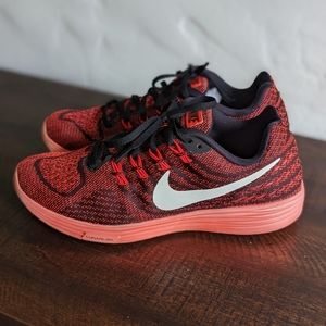 running nike shoes black and orange